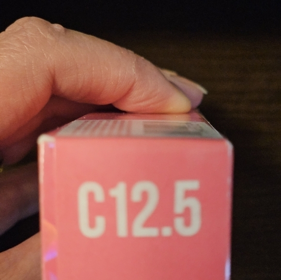 Jeffree Star Magic Star Concealer in C12.5 (NIB) - Picture 3 of 4